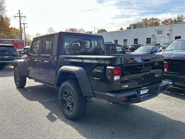 2026 Jeep Gladiator Sport