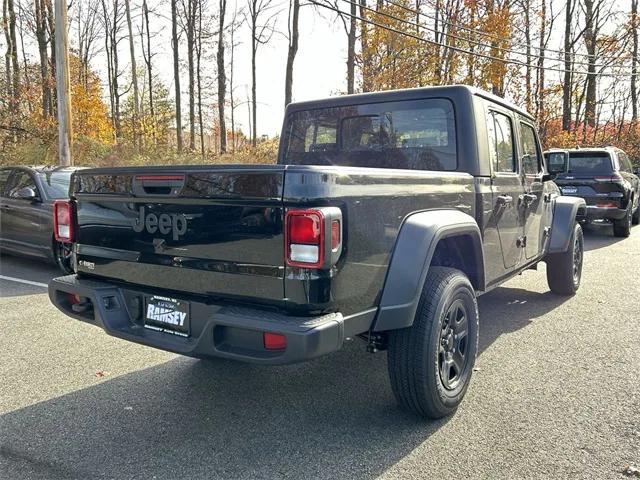 2026 Jeep Gladiator Sport