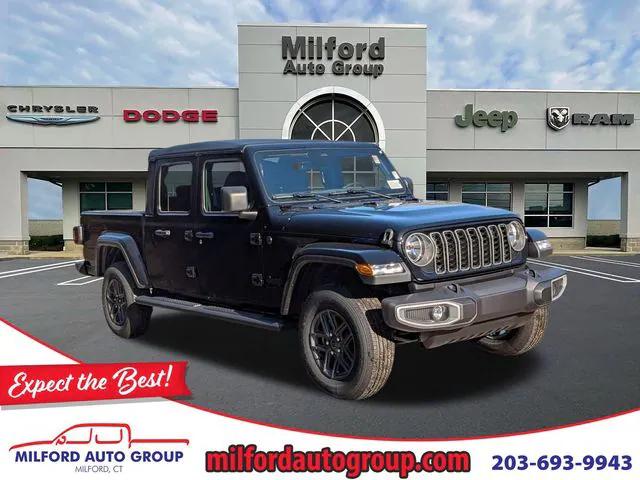 2026 Jeep Gladiator GLADIATOR SPORT S 4X4