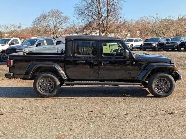 2026 Jeep Gladiator GLADIATOR SPORT S 4X4