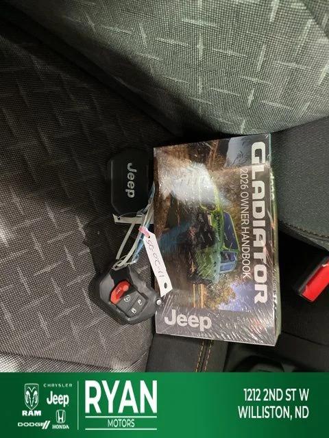 2026 Jeep Gladiator Sport