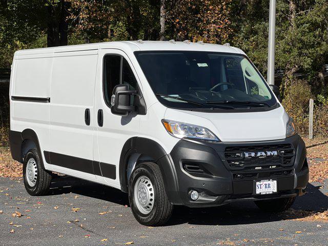2025 RAM ProMaster 2500 Cargo Van Tradesman Low Roof 136 WB w/Pass Seat