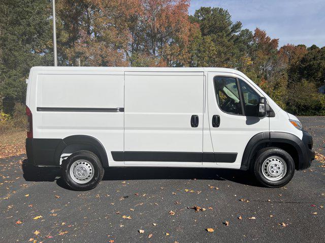 2025 RAM ProMaster 2500 Cargo Van Tradesman Low Roof 136 WB w/Pass Seat