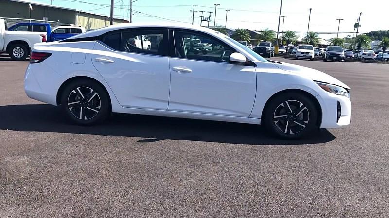 2024 Nissan Sentra SV Xtronic CVT