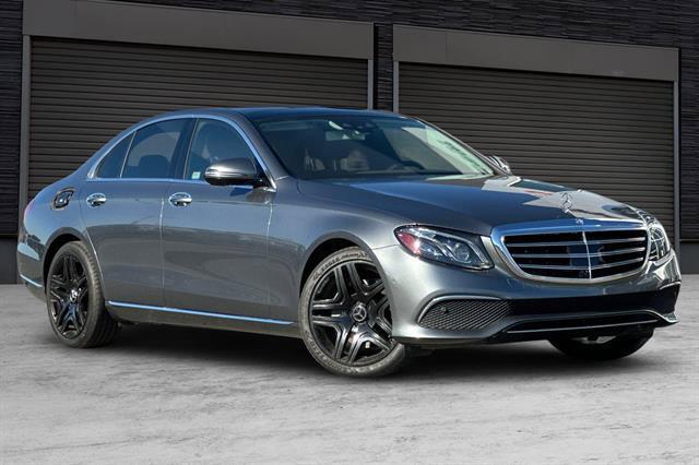 2017 Mercedes-Benz E 300 E 300 2017 Mercedes-Benz E 300 E 300