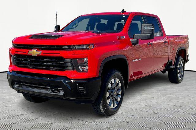 2025 Chevrolet Silverado 2500HD 4WD Crew Cab Standard Bed Custom