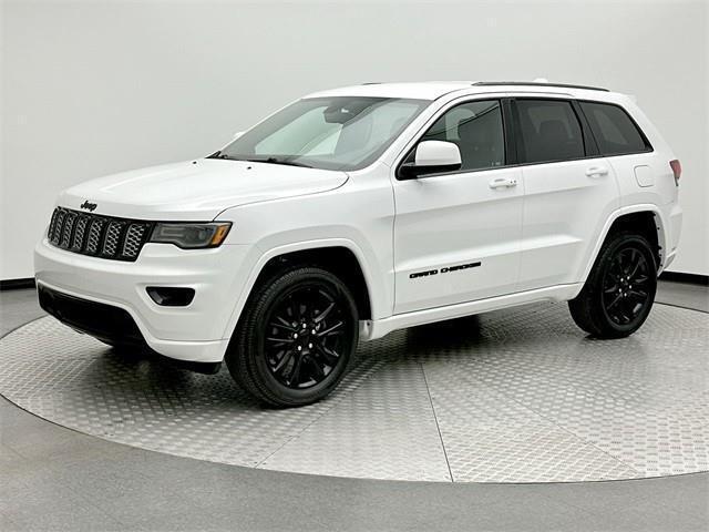 2020 Jeep Grand Cherokee Altitude 4X4 2020 Jeep Grand Cherokee Altitude 4X4