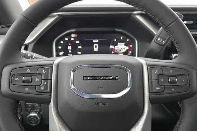 2026 GMC Sierra 2500HD Crew Cab, Standard Bed, Denali, 4WD