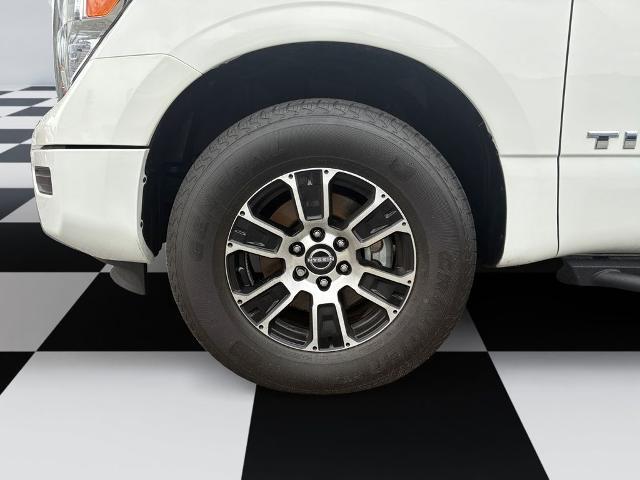 2024 Nissan Titan Crew Cab SV 4x4