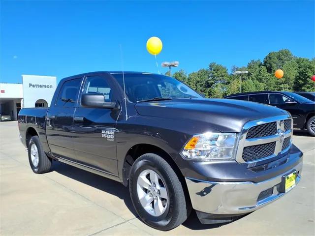 2022 RAM 1500 Classic SLT Crew Cab 4x2 57 Box 2022 RAM 1500 Classic SLT Crew Cab 4x2 57 Box