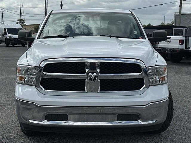 2020 RAM 1500 Classic SLT Crew Cab 4x2 64 Box 2020 RAM 1500 Classic SLT Crew Cab 4x2 64 Box