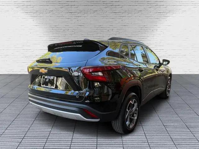 2024 Chevrolet Trax FWD LT