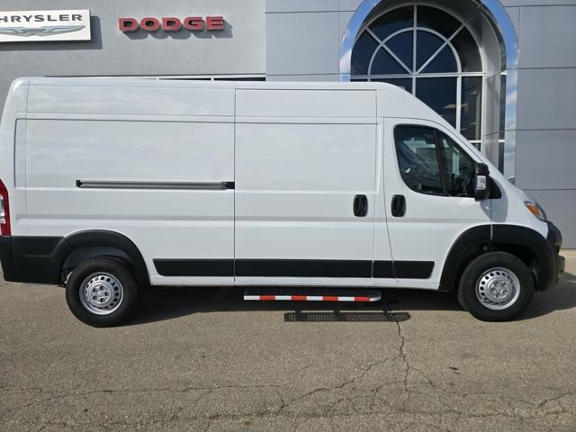 2025 RAM ProMaster 2500 Cargo Van Tradesman High Roof 159 WB w/Pass Seat