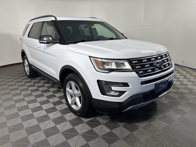 2017 Ford Explorer XLT 2017 Ford Explorer XLT