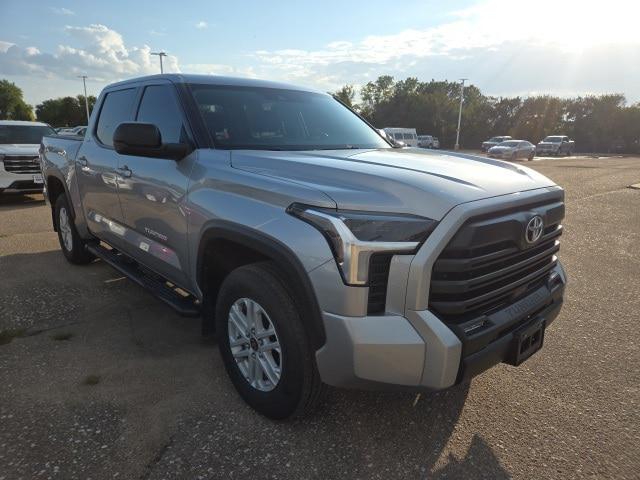 2024 Toyota Tundra SR5 4WD