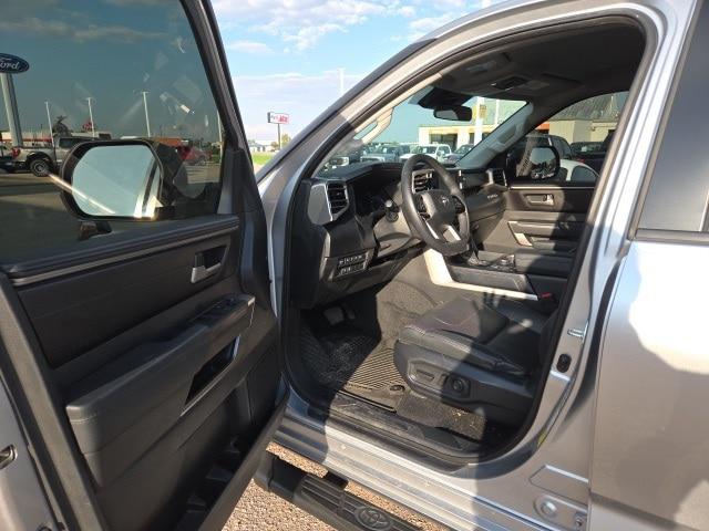 2024 Toyota Tundra SR5 4WD