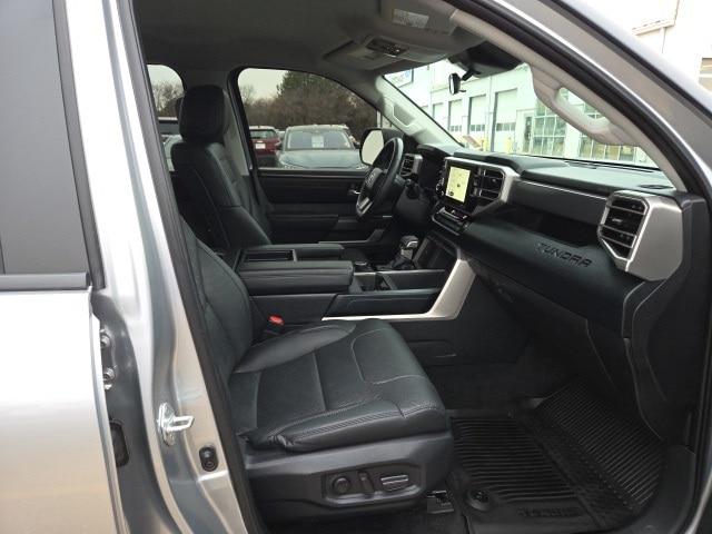 2024 Toyota Tundra SR5 4WD