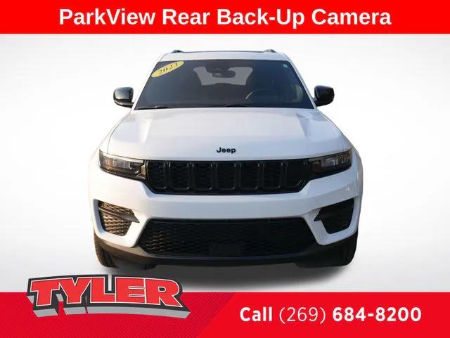 2023 Jeep Grand Cherokee Altitude 4x4 2023 Jeep Grand Cherokee Altitude 4x4