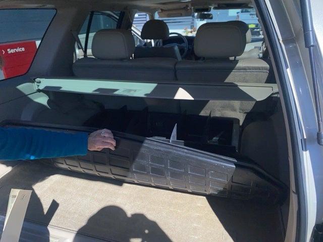 2001 Nissan Pathfinder LE