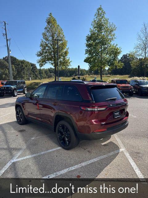 2025 Jeep Grand Cherokee GRAND CHEROKEE LIMITED 4X4