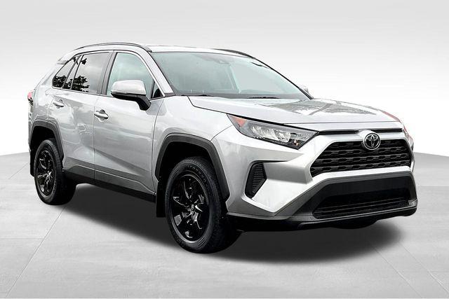 2020 Toyota RAV4 LE 2020 Toyota RAV4 LE