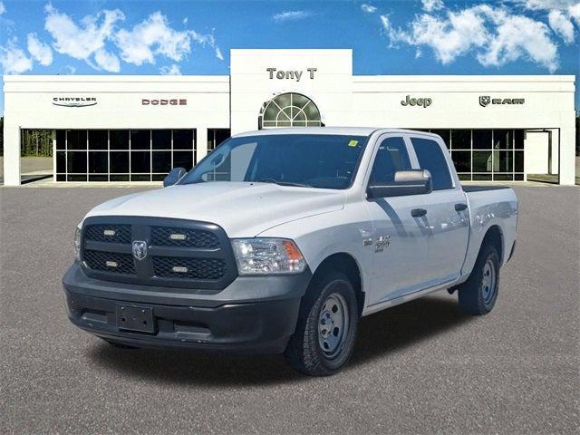 2021 RAM 1500 Classic Tradesman Crew Cab 4x4 57 Box 2021 RAM 1500 Classic Tradesman Crew Cab 4x4 57 Box