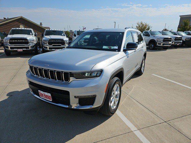 2023 Jeep Grand Cherokee L Limited 4x4 2023 Jeep Grand Cherokee L Limited 4x4