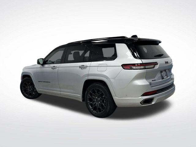 2023 Jeep Grand Cherokee L Summit Reserve 4x4 2023 Jeep Grand Cherokee L Summit Reserve 4x4