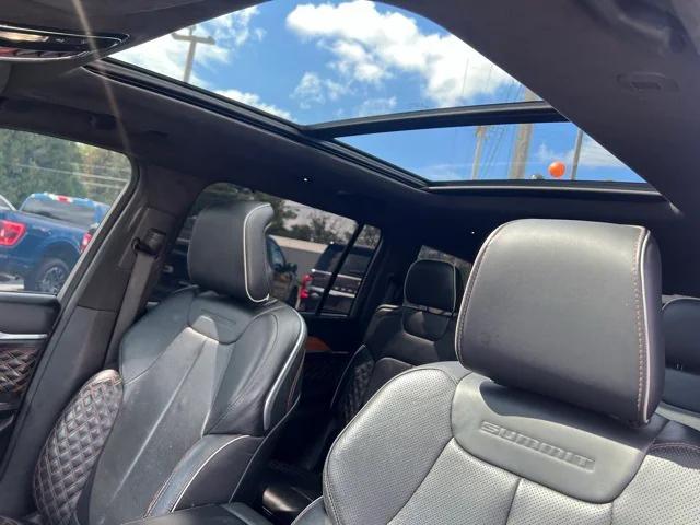 2023 Jeep Grand Cherokee L Summit Reserve 4x4 2023 Jeep Grand Cherokee L Summit Reserve 4x4