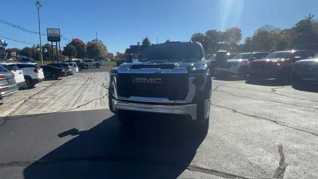 2026 GMC Sierra 2500HD Double Cab, Standard Bed, Pro, RWD