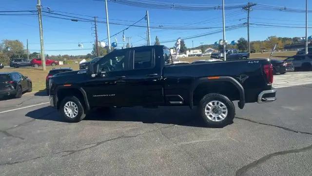 2026 GMC Sierra 2500HD Double Cab, Standard Bed, Pro, RWD
