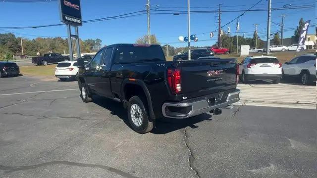 2026 GMC Sierra 2500HD Double Cab, Standard Bed, Pro, RWD