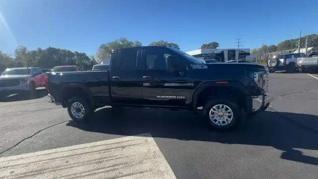 2026 GMC Sierra 2500HD Double Cab, Standard Bed, Pro, RWD
