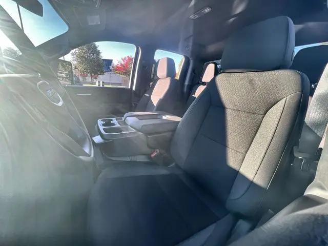 2026 GMC Sierra 2500HD Double Cab, Standard Bed, Pro, RWD