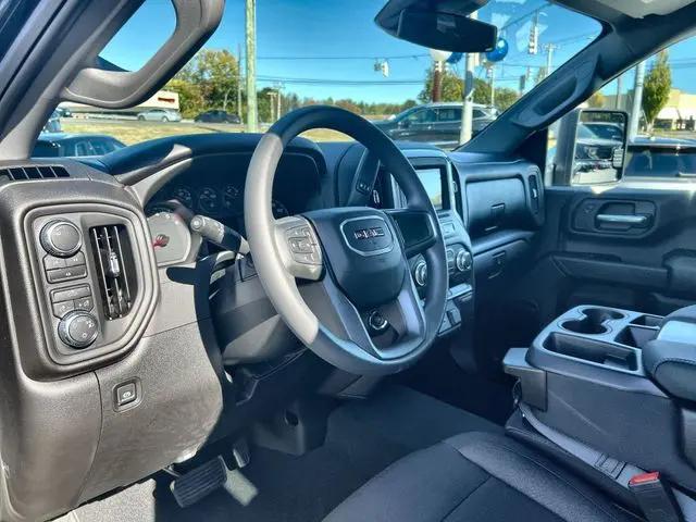 2026 GMC Sierra 2500HD Double Cab, Standard Bed, Pro, RWD