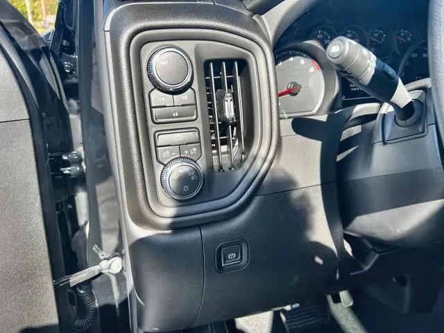 2026 GMC Sierra 2500HD Double Cab, Standard Bed, Pro, RWD