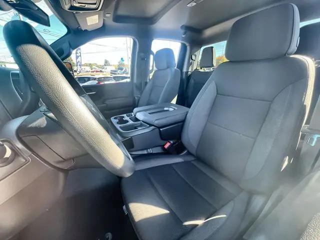 2026 GMC Sierra 2500HD Double Cab, Standard Bed, Pro, RWD