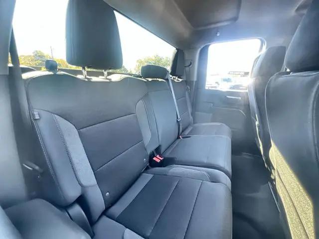 2026 GMC Sierra 2500HD Double Cab, Standard Bed, Pro, RWD