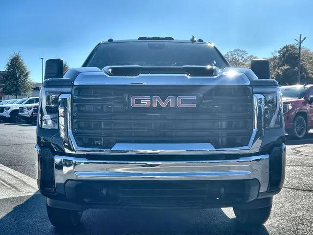 2026 GMC Sierra 2500HD Double Cab, Standard Bed, Pro, RWD