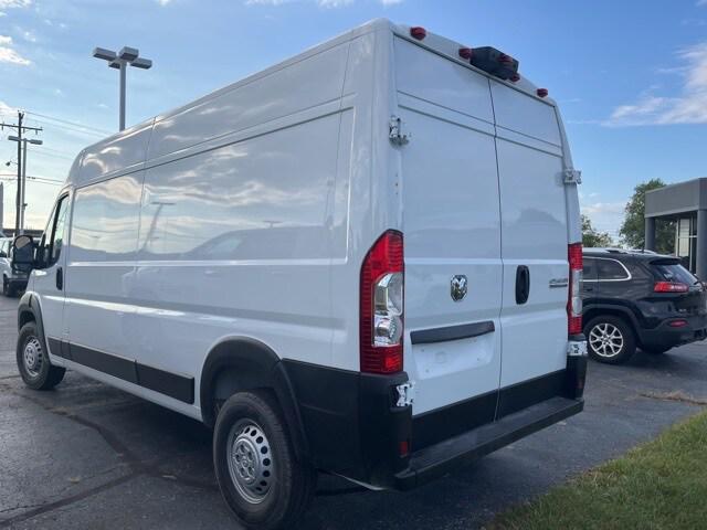 2025 RAM ProMaster 2500 Cargo Van Tradesman High Roof 159 WB w/Pass Seat