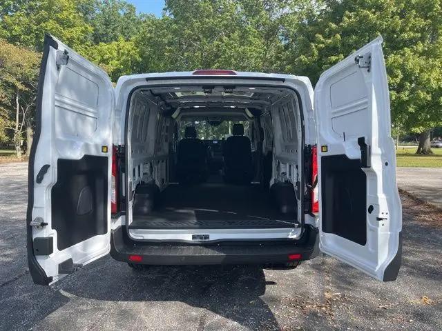 2025 Ford Transit Cargo Van T-150