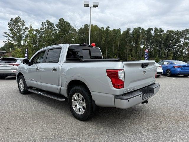 2018 Nissan TITAN SV