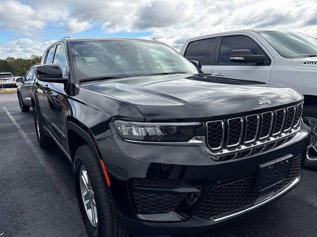 2024 Jeep Grand Cherokee Laredo 4x4