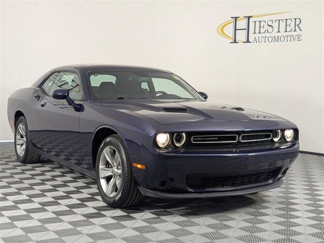 2015 Dodge Challenger SXT