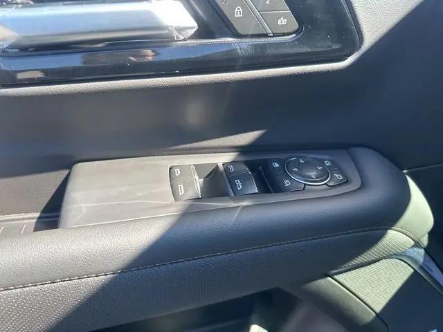2026 Chevrolet Suburban High Country, RWD