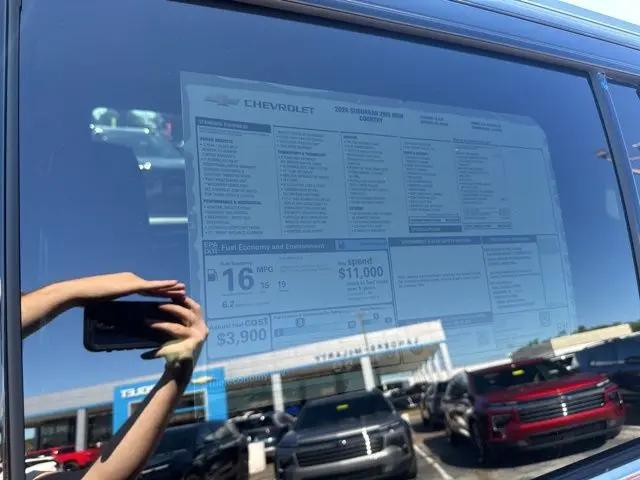 2026 Chevrolet Suburban High Country, RWD