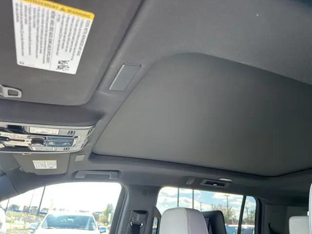 2026 Chevrolet Suburban Premier, RWD
