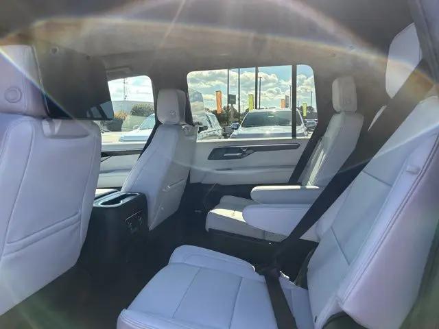 2026 Chevrolet Suburban Premier, RWD