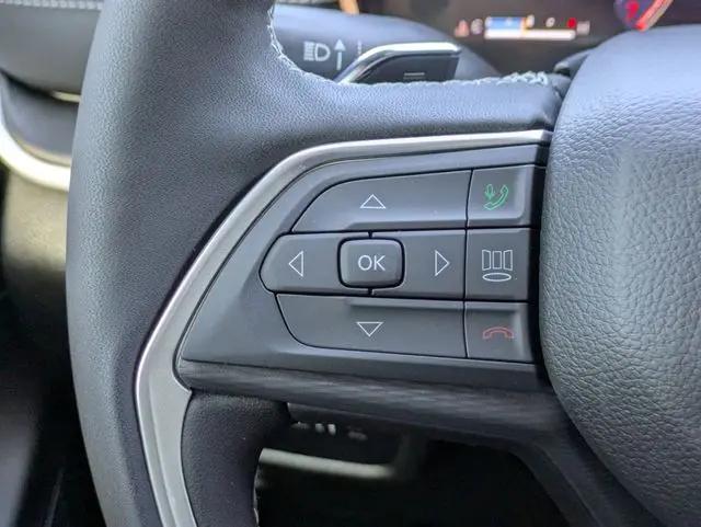 2025 Jeep Grand Cherokee L Altitude X 4x4