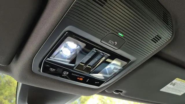 2026 Volkswagen Atlas Cross Sport SE with Technology